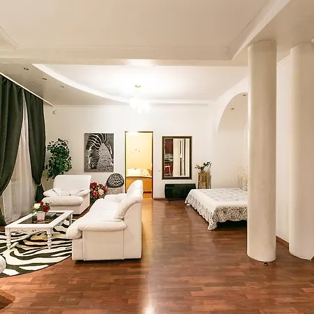 Apartment Karla Marksa Street *