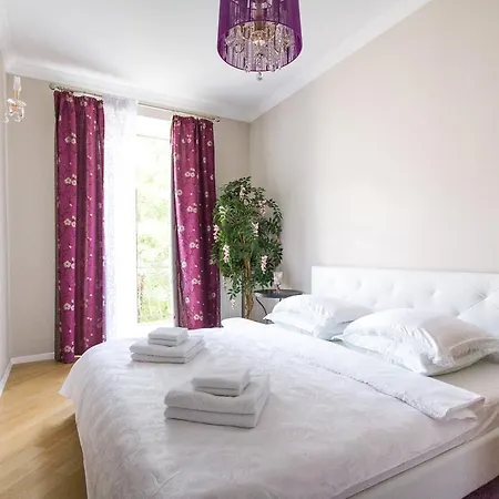 Apartment Karla Marksa Street *